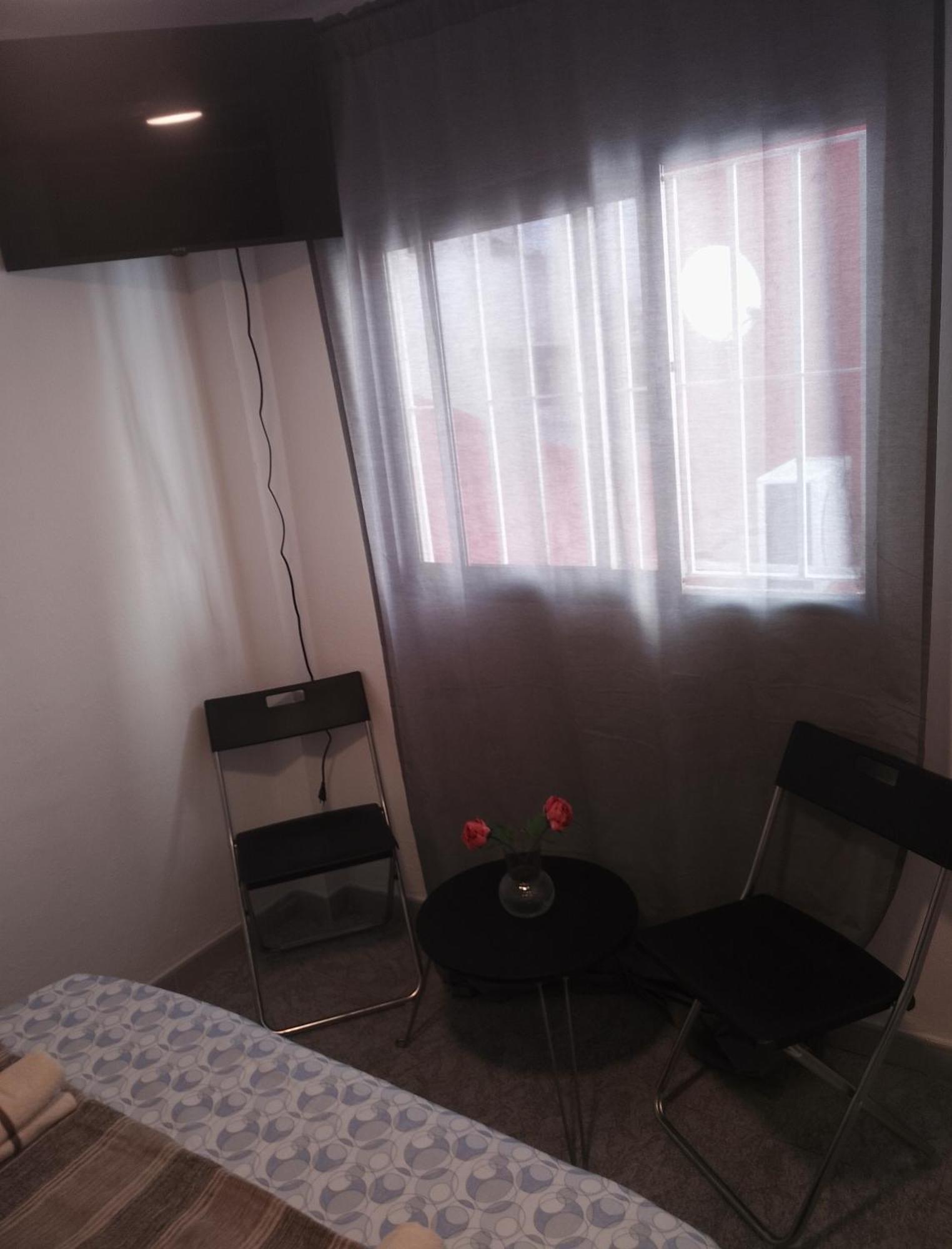 Malaga Center Rooms Экстерьер фото
