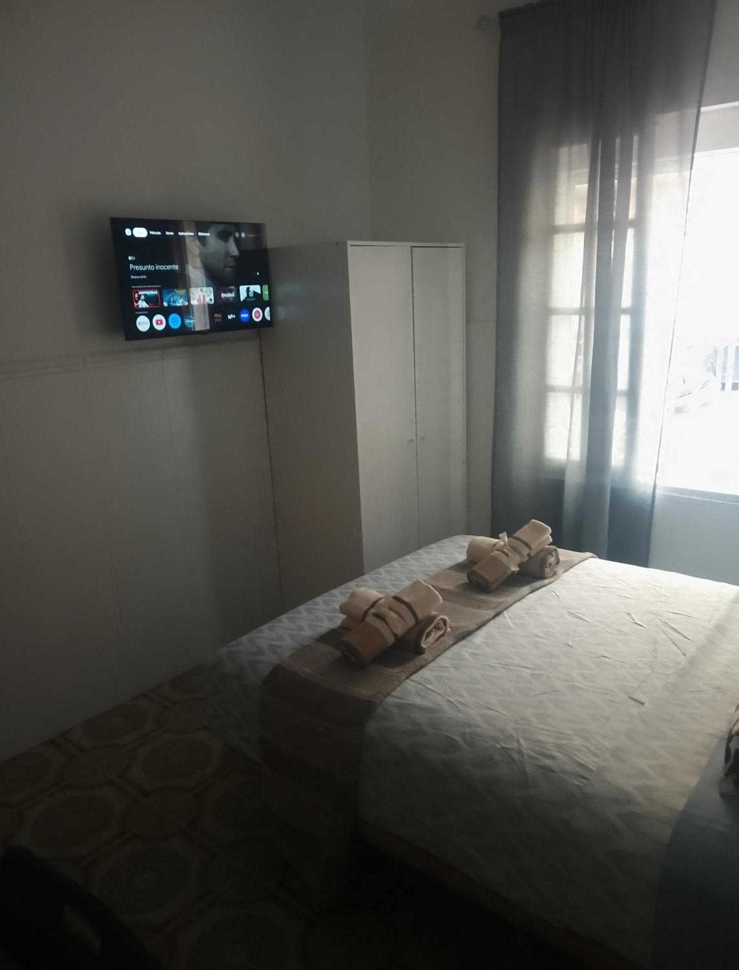 Malaga Center Rooms Экстерьер фото