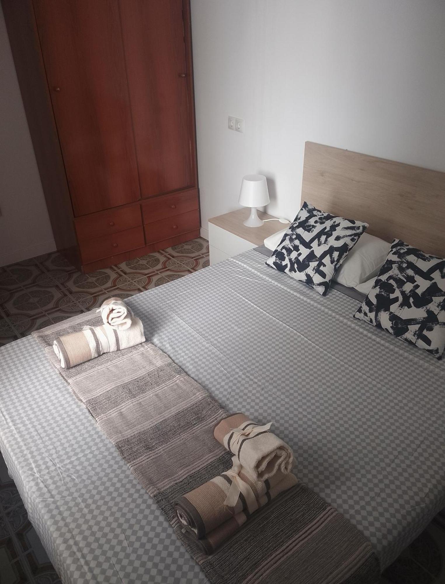 Malaga Center Rooms Экстерьер фото